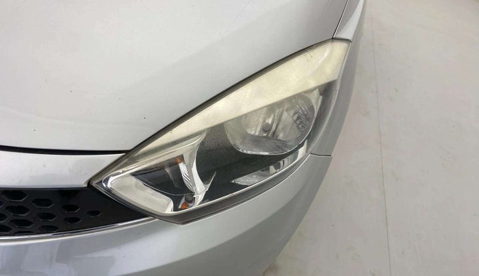 2016 Tata Tiago XM PETROL, Petrol, Manual, 25,519 km, Left headlight - Minor scratches