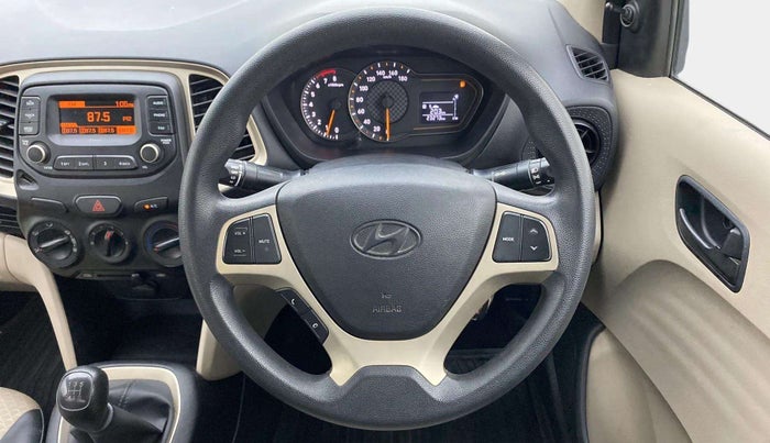 2021 Hyundai NEW SANTRO MAGNA, Petrol, Manual, 23,253 km, Steering Wheel Close Up