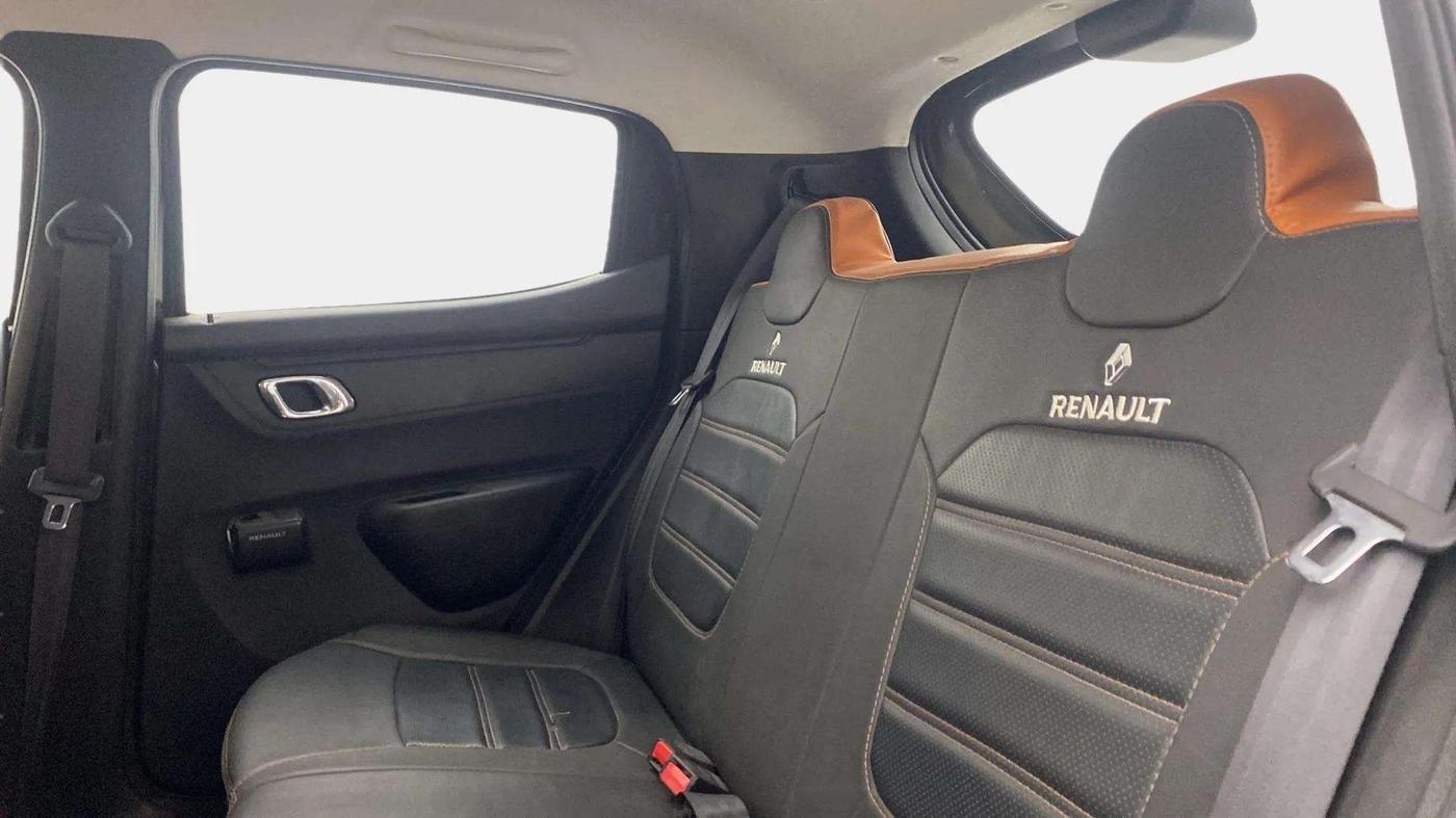 2018 Renault Kwid RXT 1.0 AMT, Petrol, Automatic, 18,295 km, Right Side Rear Door Cabin