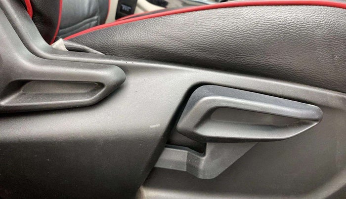 2021 Tata NEXON XZ PLUS (O) PETROL, Petrol, Manual, 46,338 km, Driver Side Adjustment Panel
