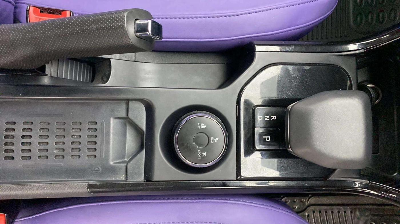 2023 Tata NEXON FEARLESS S PURPLE 1.2 REVOTRON 7 DCA DT, CNG, Automatic, 18,306 km, Gear Lever