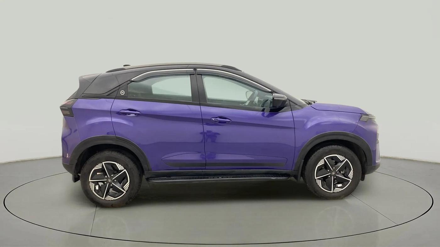 2023 Tata NEXON FEARLESS S PURPLE 1.2 REVOTRON 7 DCA DT, CNG, Automatic, 18,306 km, Right Side View