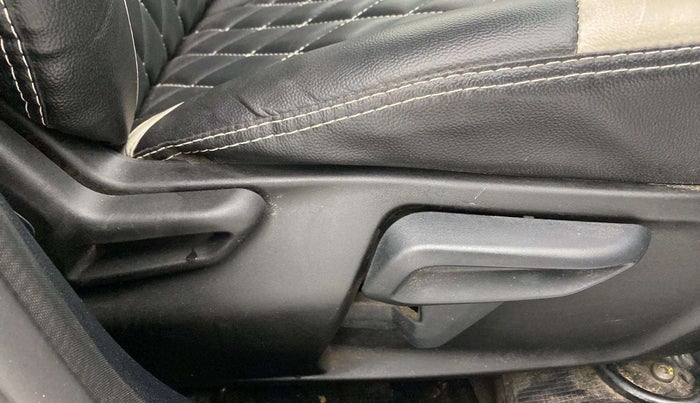2021 Tata Tiago XZ PETROL, Petrol, Manual, 10,385 km, Driver Side Adjustment Panel