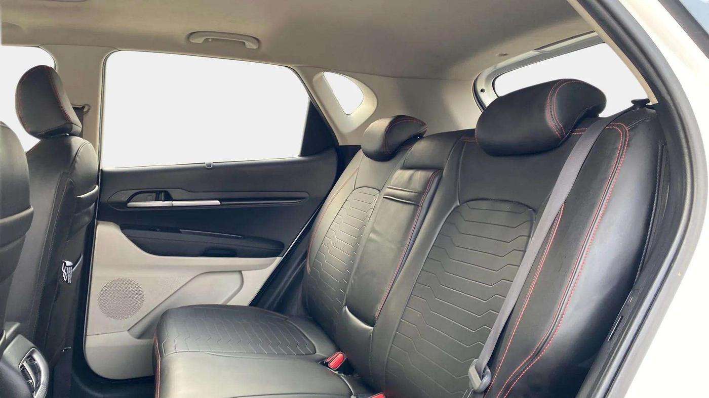 2022 KIA SONET HTX 1.5, Diesel, Manual, 29,443 km, Right Side Rear Door Cabin