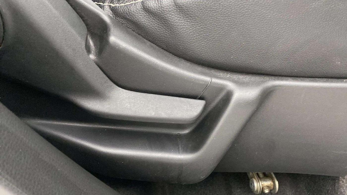 2019 Maruti New Wagon-R VXI 1.0, Petrol, Manual, 27,808 km, Driver Side Adjustment Panel