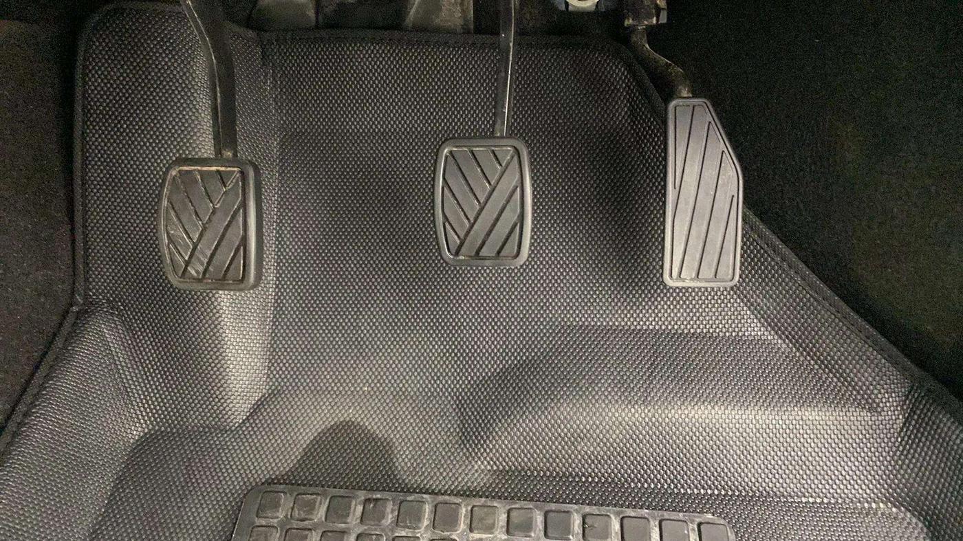2019 Maruti New Wagon-R VXI 1.0, Petrol, Manual, 27,808 km, Pedals