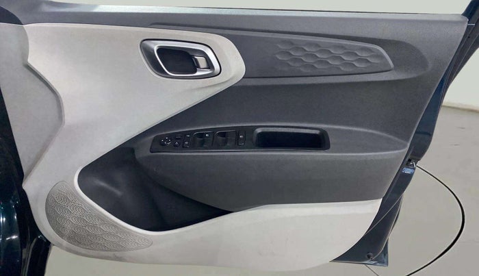 2020 Hyundai GRAND I10 NIOS SPORTZ AMT 1.2 KAPPA VTVT, Petrol, Automatic, 35,129 km, Driver Side Door Panels Control