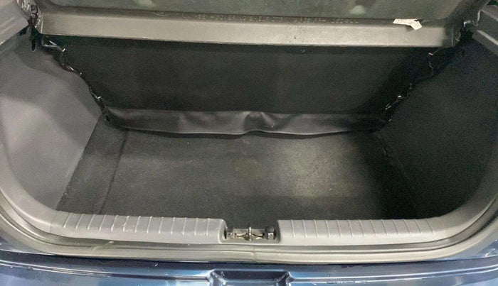 2020 Hyundai GRAND I10 NIOS SPORTZ AMT 1.2 KAPPA VTVT, Petrol, Automatic, 35,129 km, Boot Inside