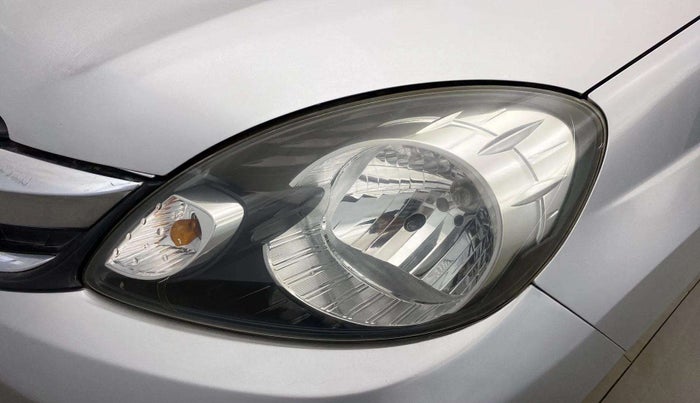 2017 Honda Amaze 1.2L I-VTEC S, CNG, Manual, 77,275 km, Left headlight - Minor scratches