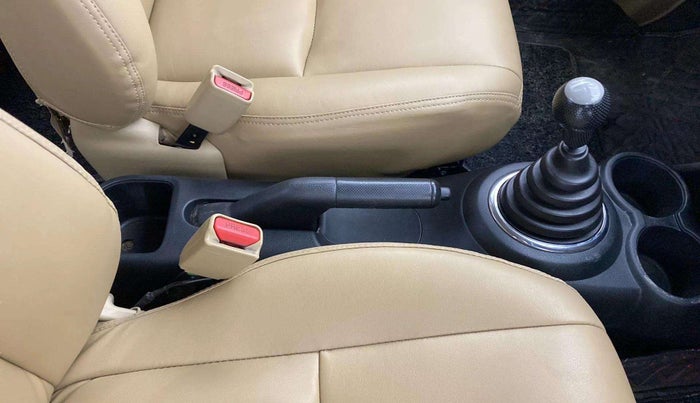 2017 Honda Amaze 1.2L I-VTEC S, CNG, Manual, 77,275 km, Gear Lever