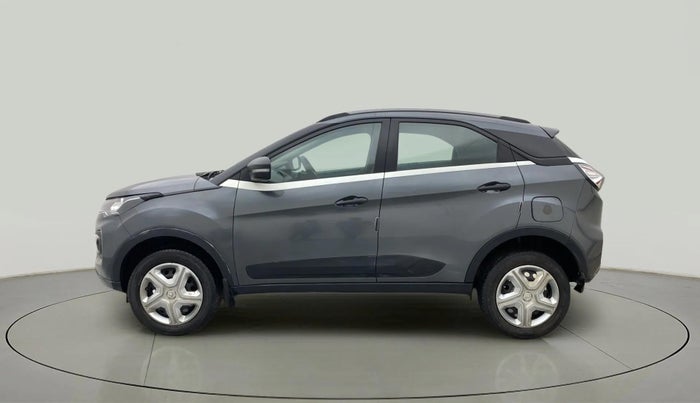 2022 Tata NEXON XMA PETROL, Petrol, Automatic, 32,050 km, Left Side