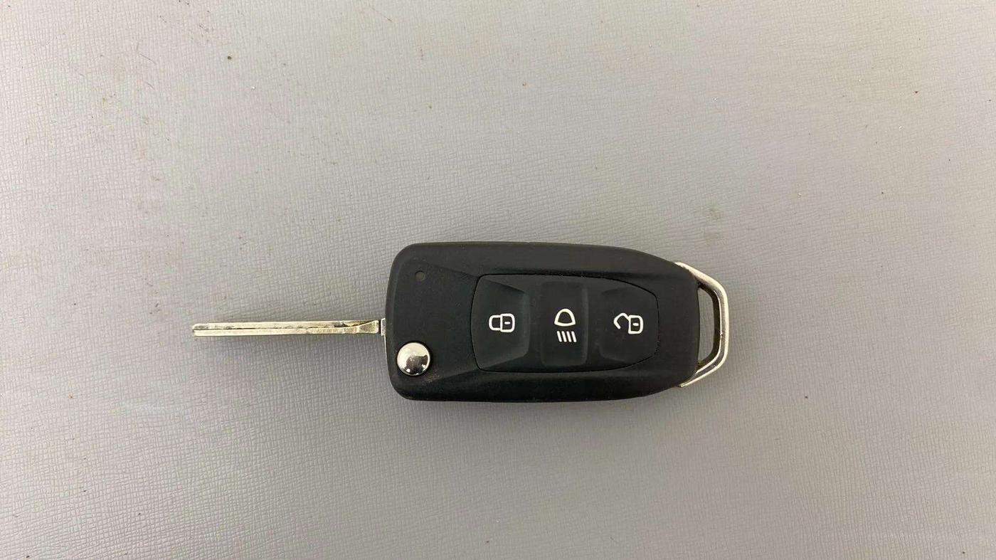2022 Tata NEXON XMA PETROL, Petrol, Automatic, 32,050 km, Key Close Up