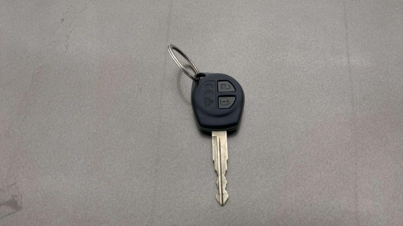 2021 Maruti Baleno DELTA PETROL 1.2, Petrol, Manual, 29,261 km, Key Close Up