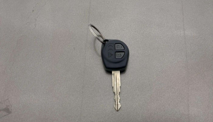 2021 Maruti Baleno DELTA PETROL 1.2, Petrol, Manual, 29,261 km, Key Close Up