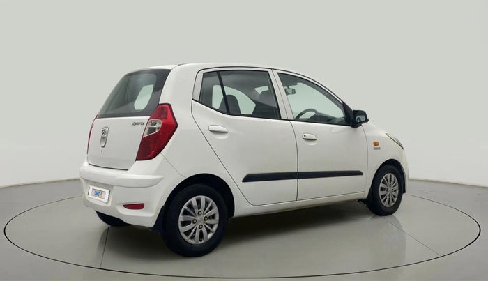 2015 Hyundai i10 SPORTZ 1.1, Petrol, Manual, 67,072 km, Right Back Diagonal