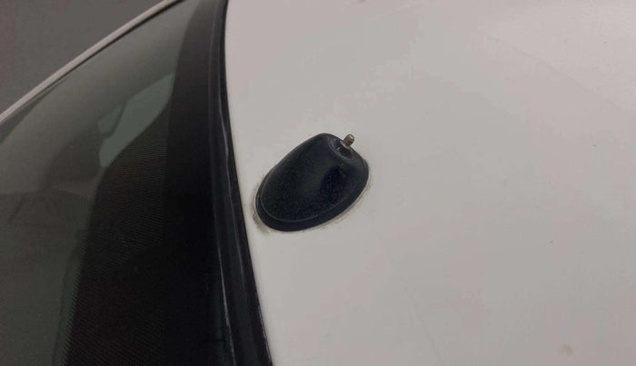 2015 Hyundai i10 SPORTZ 1.1, Petrol, Manual, 67,072 km, Roof - Antenna Broken