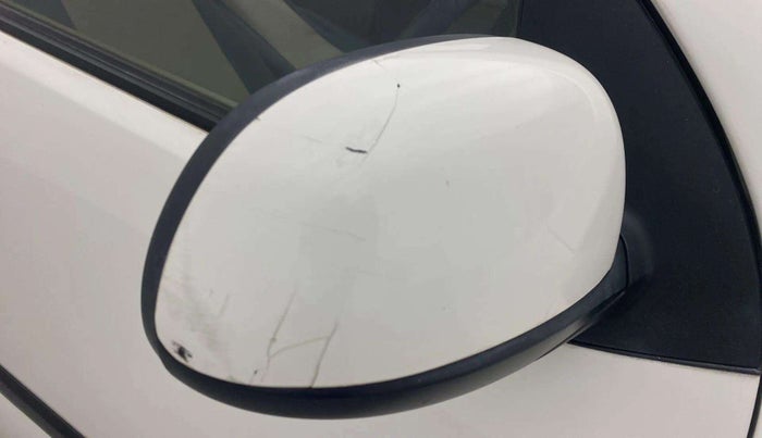 2015 Hyundai i10 SPORTZ 1.1, Petrol, Manual, 67,072 km, Right rear-view mirror - Cover has minor damage