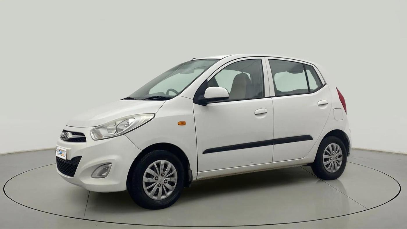 2015 Hyundai i10 SPORTZ 1.1, Petrol, Manual, 67,072 km, Left Front Diagonal