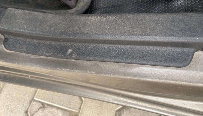 2019 Maruti New Wagon-R ZXI 1.2, Petrol, Manual, 79,473 km, Left running board - Minor scratches
