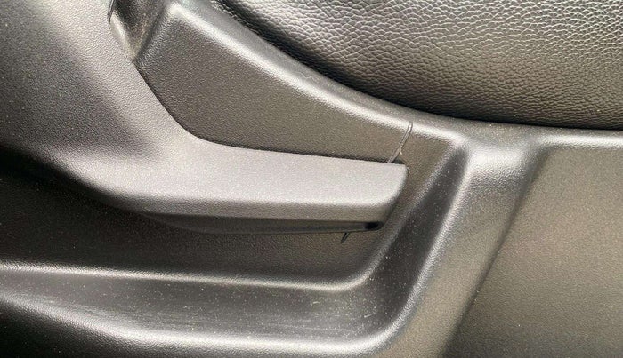 2019 Maruti New Wagon-R ZXI 1.2, Petrol, Manual, 79,473 km, Driver Side Adjustment Panel