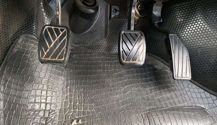 2019 Maruti New Wagon-R ZXI 1.2, Petrol, Manual, 79,473 km, Pedals