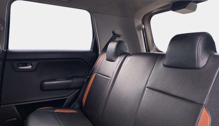 2019 Maruti New Wagon-R ZXI 1.2, Petrol, Manual, 79,473 km, Right Side Rear Door Cabin