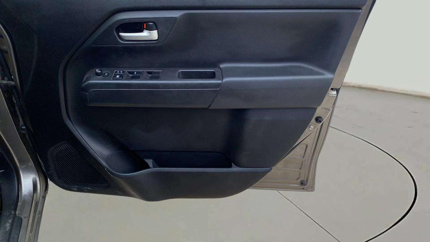 2019 Maruti New Wagon-R ZXI 1.2, Petrol, Manual, 79,473 km, Driver Side Door Panels Control