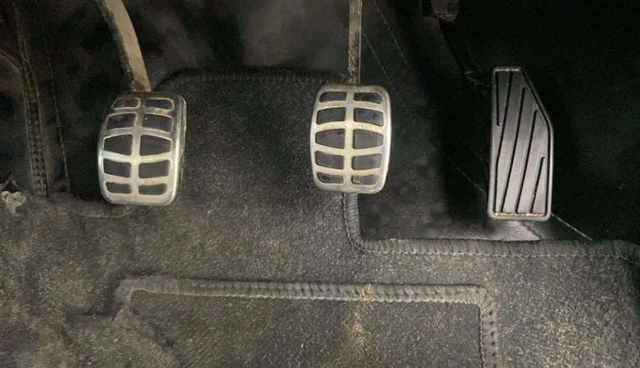 2018 Maruti Baleno DELTA PETROL 1.2, Petrol, Manual, 27,664 km, Pedals