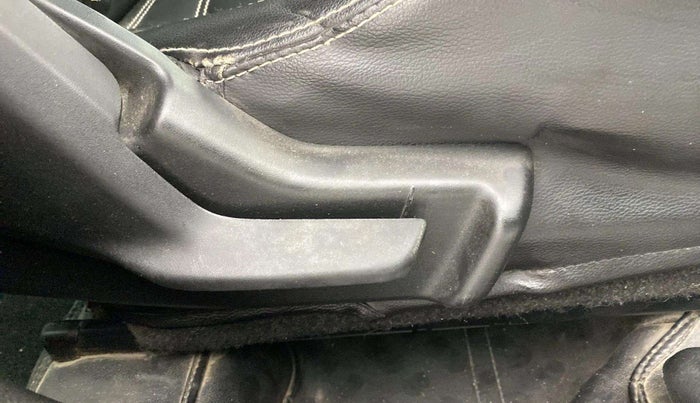 2018 Maruti Baleno DELTA PETROL 1.2, Petrol, Manual, 27,664 km, Driver Side Adjustment Panel