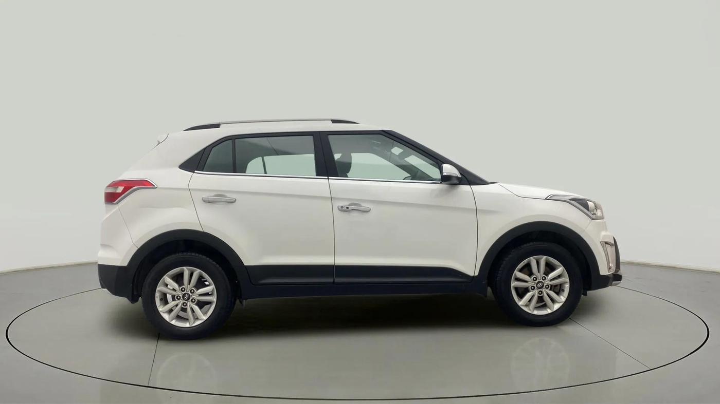 2017 Hyundai Creta SX PLUS 1.6 PETROL, Petrol, Manual, 34,675 km, Right Side View
