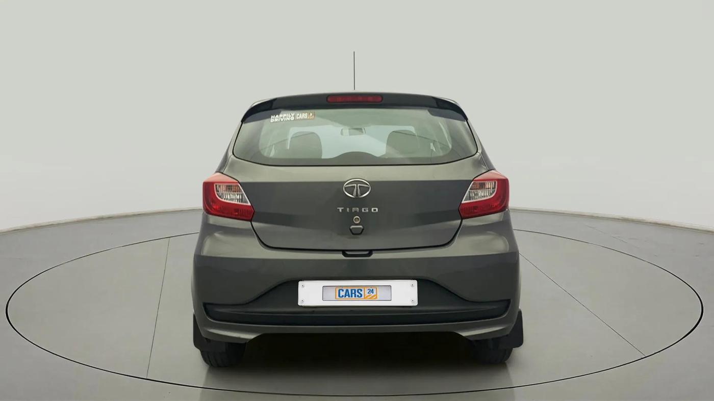 2022 Tata Tiago XTA PETROL, Petrol, Automatic, 29,989 km, Back/Rear