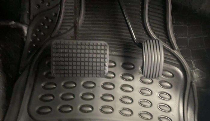 2022 Tata Tiago XTA PETROL, Petrol, Automatic, 29,989 km, Pedals