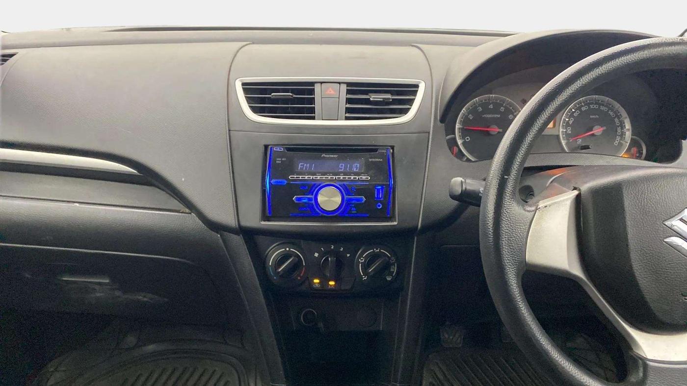 2013 Maruti Swift VXI, Petrol, Manual, 63,528 km, Air Conditioner