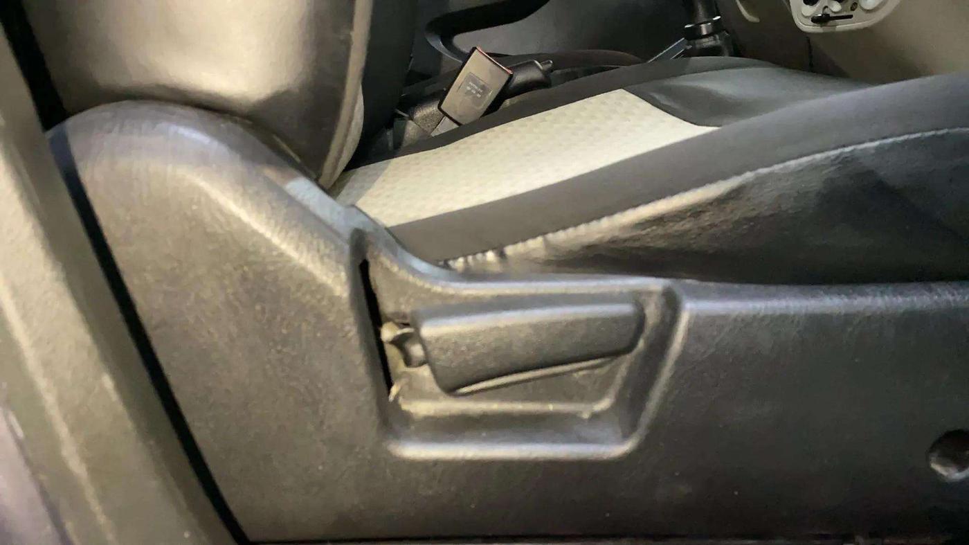 2020 Maruti Alto VXI, Petrol, Manual, 53,240 km, Driver Side Adjustment Panel