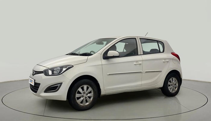 2012 Hyundai i20 MAGNA (O) 1.2, Petrol, Manual, 98,340 km, Left Front Diagonal