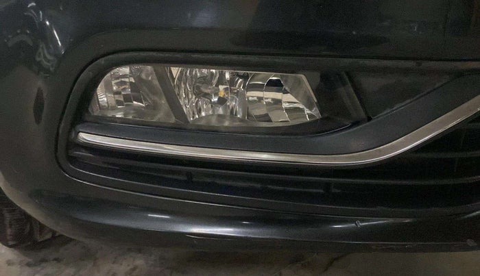 2018 Volkswagen Polo COMFORTLINE 1.2L, Petrol, Manual, 49,586 km, Right fog light - Fog light not working