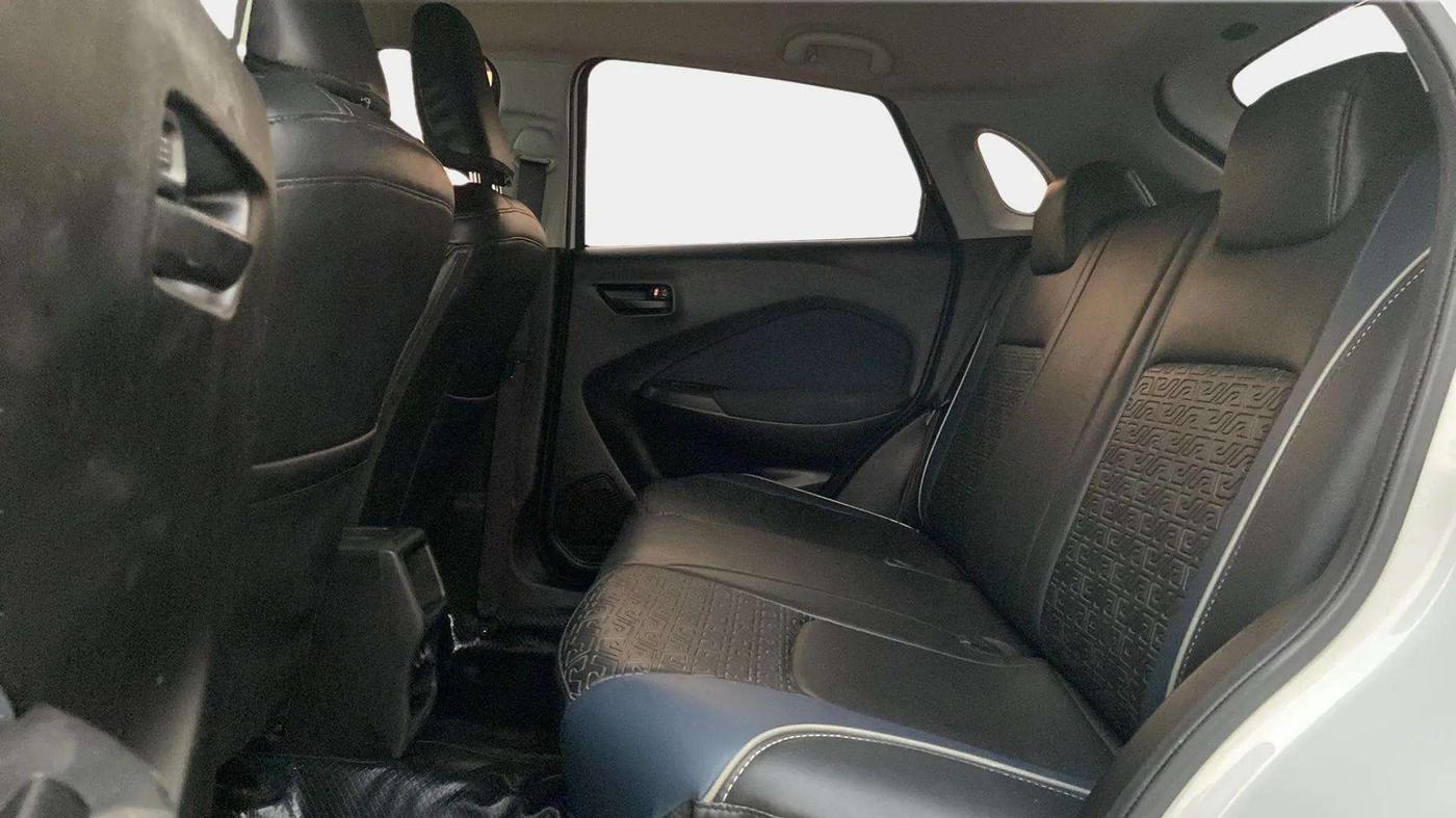 2022 Maruti Baleno DELTA PETROL 1.2, Petrol, Manual, 14,834 km, Right Side Rear Door Cabin