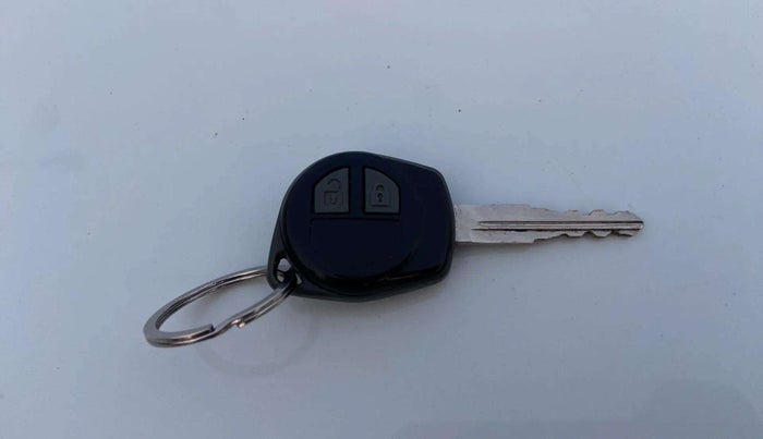 2022 Maruti Baleno DELTA PETROL 1.2, Petrol, Manual, 14,834 km, Key Close Up