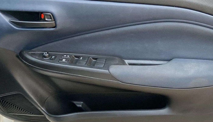 2022 Maruti Baleno DELTA PETROL 1.2, Petrol, Manual, 14,834 km, Driver Side Door Panels Control