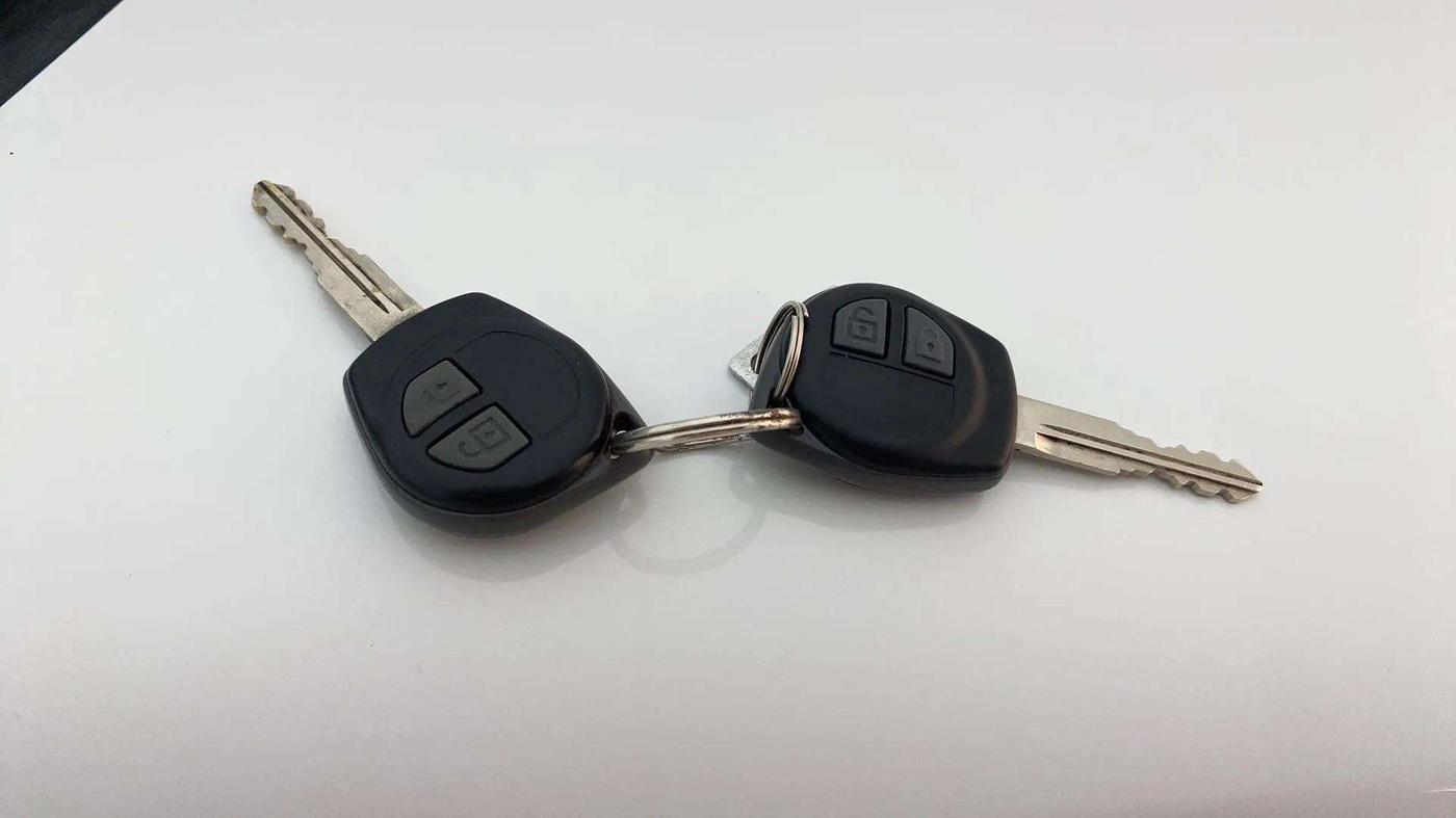 2016 Maruti Wagon R 1.0 VXI, Petrol, Manual, 40,982 km, Key Close Up