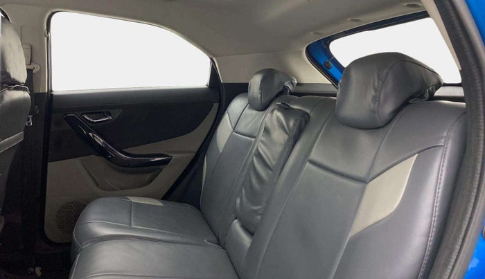 2019 Tata NEXON XZA PLUS DIESEL DUAL TONE, Diesel, Automatic, 75,513 km, Right Side Rear Door Cabin