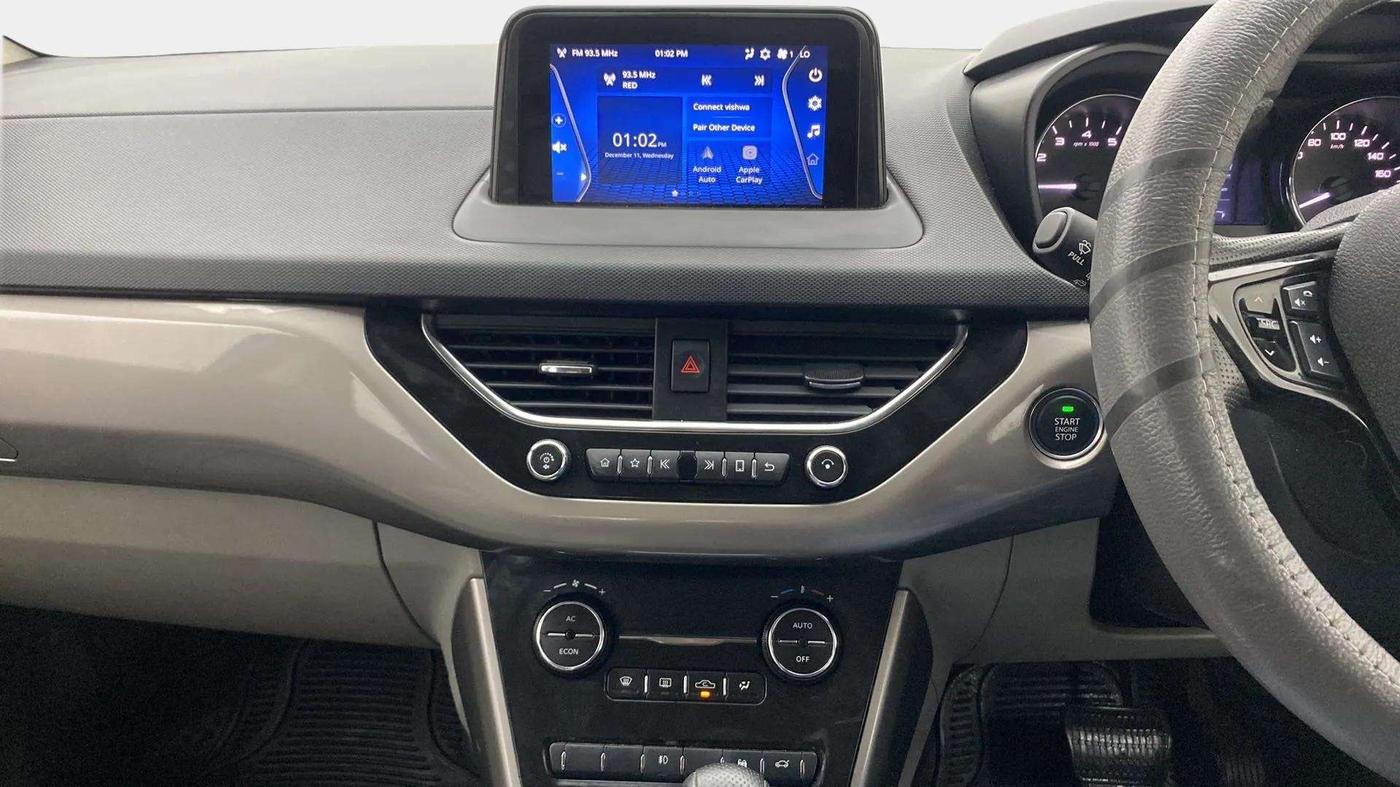 2019 Tata NEXON XZA PLUS DIESEL DUAL TONE, Diesel, Automatic, 75,513 km, Air Conditioner