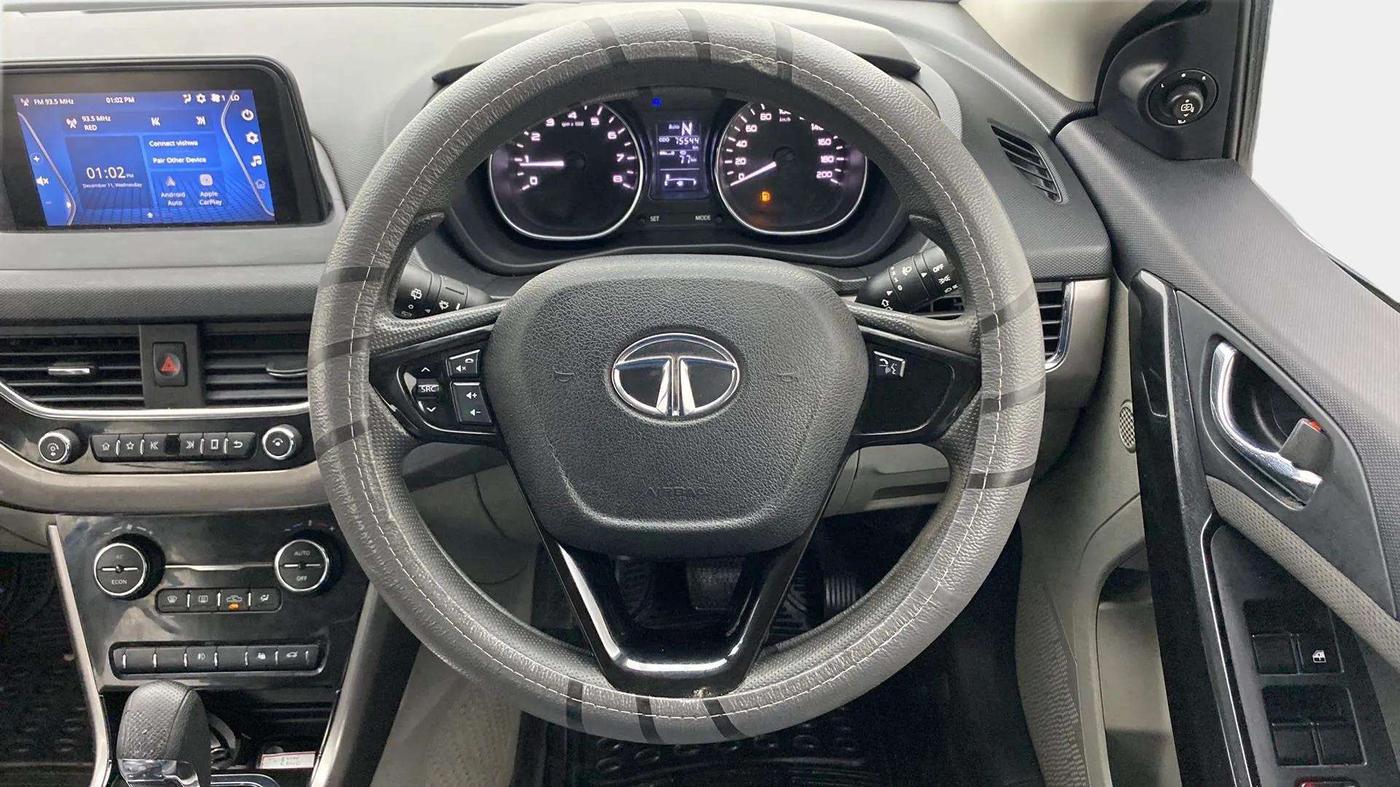2019 Tata NEXON XZA PLUS DIESEL DUAL TONE, Diesel, Automatic, 75,513 km, Steering Wheel Close Up