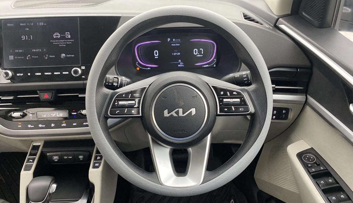 2023 KIA CARENS  PRESTIGE PLUS 1.5 TURBO PETROL DCT 7 STR, Petrol, Automatic, 8,620 km, Steering Wheel Close Up