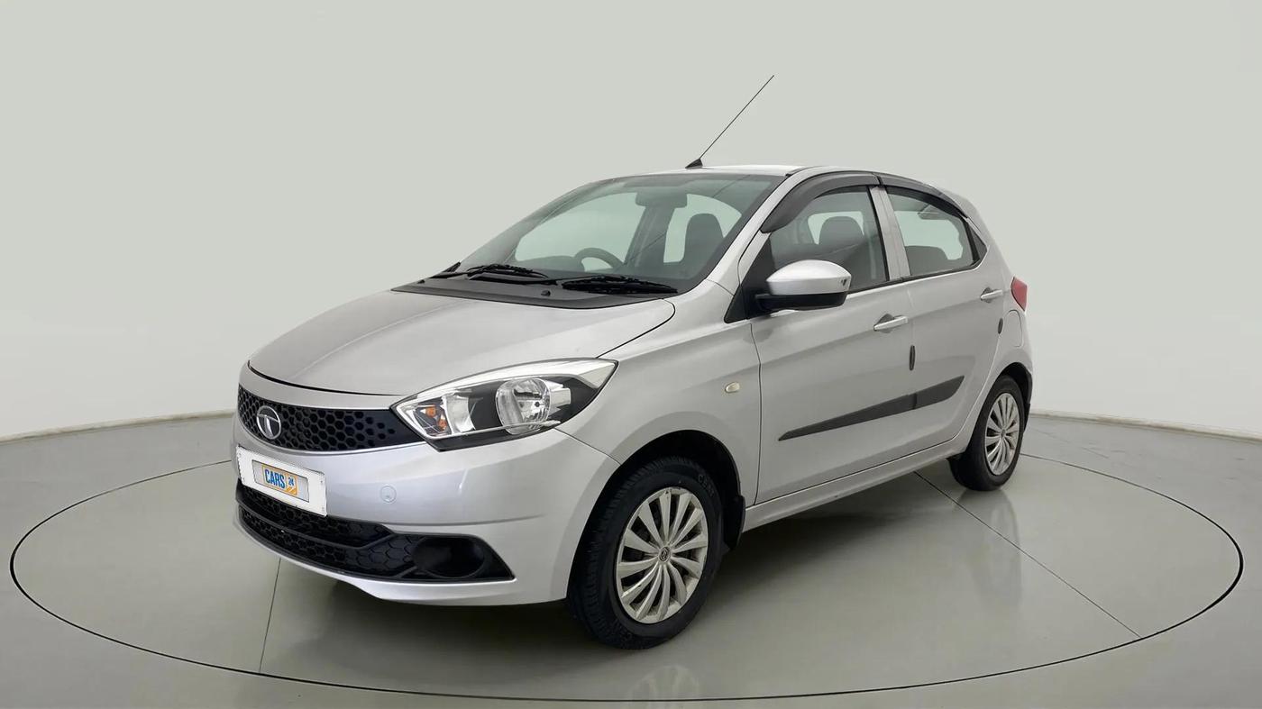 2017 Tata Tiago XT PETROL, CNG, Manual, 58,565 km, Left Front Diagonal