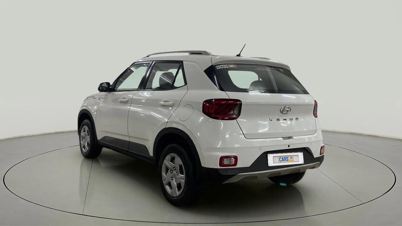 2019 Hyundai VENUE S 1.2, Petrol, Manual, 47,353 km, Left Back Diagonal