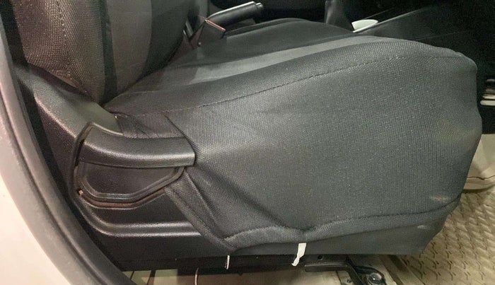 2019 Hyundai VENUE S 1.2, Petrol, Manual, 47,353 km, Driver Side Adjustment Panel