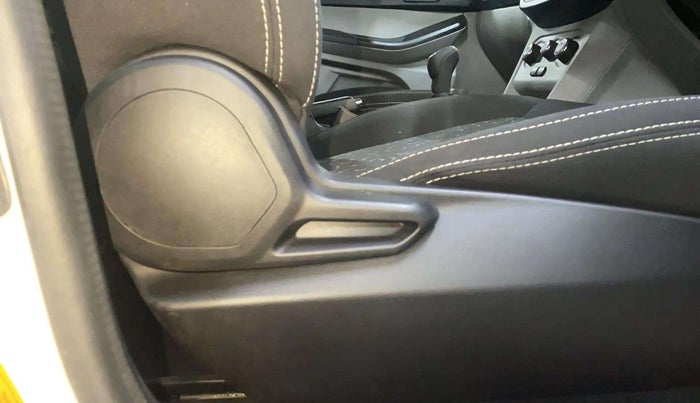 2023 Tata Tiago XE PETROL, Petrol, Manual, 8,121 km, Driver Side Adjustment Panel