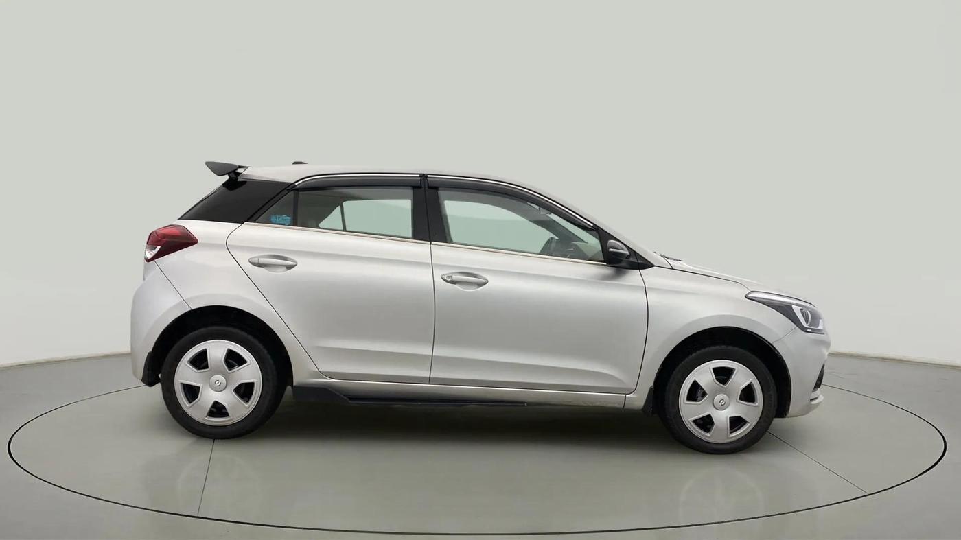 2018 Hyundai Elite i20 MAGNA EXECUTIVE 1.2, Petrol, Manual, 77,785 km, Right Side View