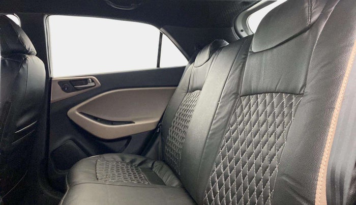 2018 Hyundai Elite i20 MAGNA EXECUTIVE 1.2, Petrol, Manual, 77,785 km, Right Side Rear Door Cabin